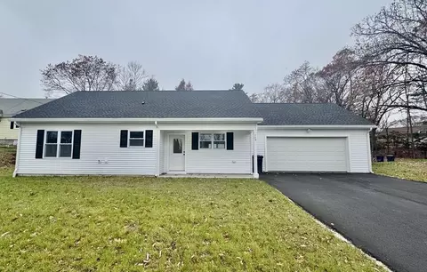 109 Navy Yard Rd, Dracut, MA 01826