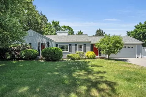 197 Hartford St, Westwood, MA 02090