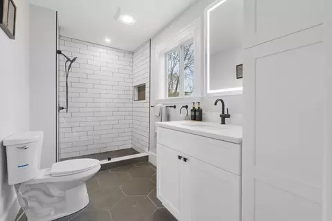 10 King Ter, Beverly, MA 01915 photo 19