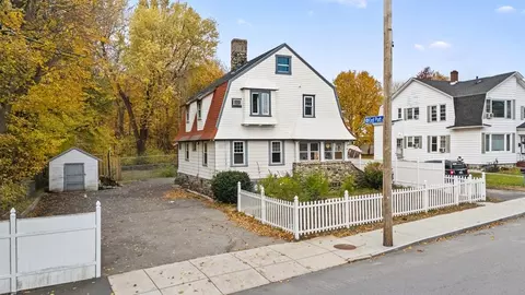 80 Ferry St #80A, Lawrence, MA 01841