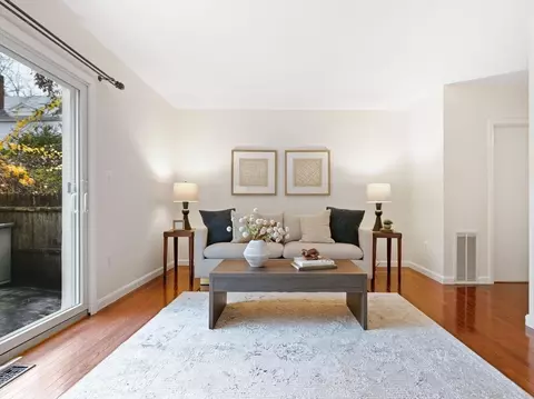 1 Charles St #N, Reading, MA 01867 photo 2