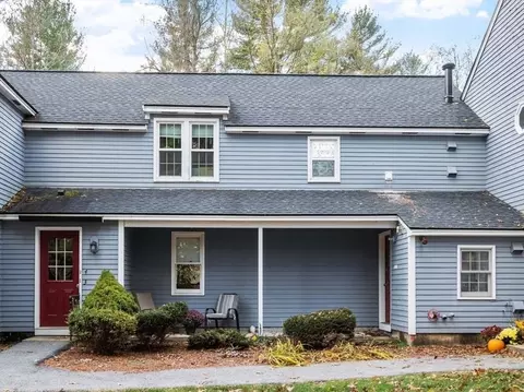 57 Lantern Ln #3, Dracut, MA 01826