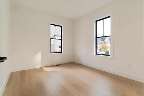 36 Everett Ave, Somerville, MA 02145 photo 14
