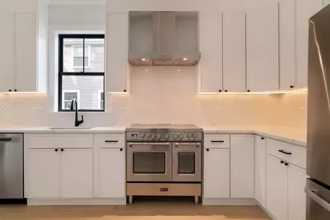 36 Everett Ave, Somerville, MA 02145 photo 8