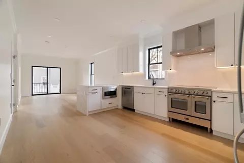 36 Everett Ave, Somerville, MA 02145 photo 6