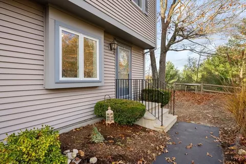 5 Oak Ridge Dr #7, Maynard, MA 01754 photo 2