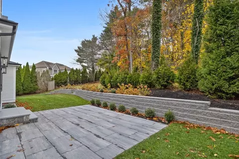 247 Broad Meadow Rd, Needham, MA 02492 photo 32