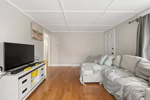 19 Cedar St, Beverly, MA 01915 photo 8