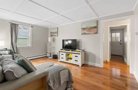 19 Cedar St, Beverly, MA 01915 photo 6