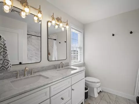 909 Dwelly St, Fall River, MA 02724 photo 15