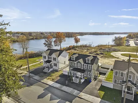909 Dwelly St, Fall River, MA 02724 photo 36