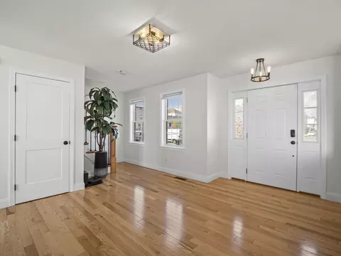 909 Dwelly St, Fall River, MA 02724 photo 11