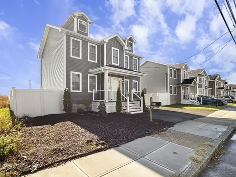 909 Dwelly St, Fall River, MA 02724 photo 33