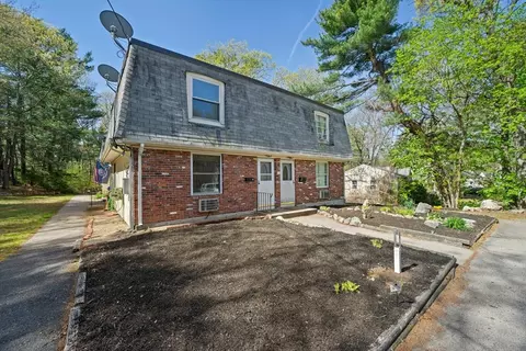 11 W Belcher Rd #2, Foxboro, MA 02035