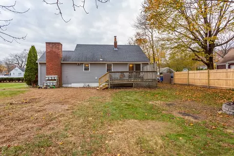 2 Gardner Ave, Attleboro, MA 02703 photo 4