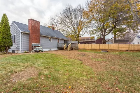 2 Gardner Ave, Attleboro, MA 02703 photo 3