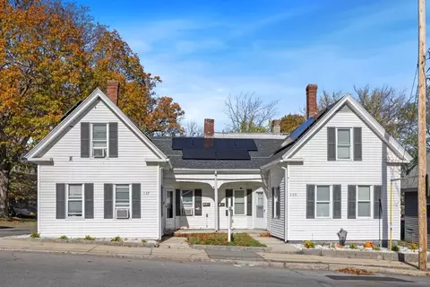 133-137 Laurel St, Fitchburg, MA 01420