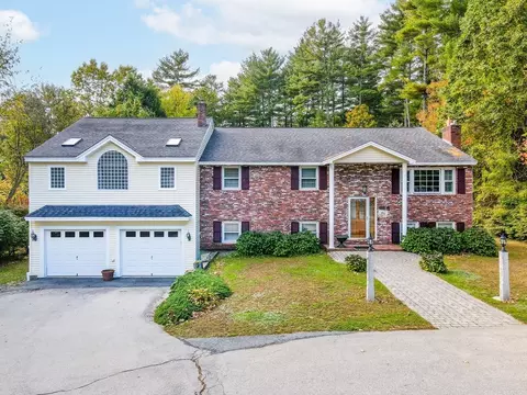 454 Dunstable Rd, Tyngsborough, MA 01879