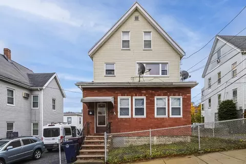 17 Ashton St, Everett, MA 02149