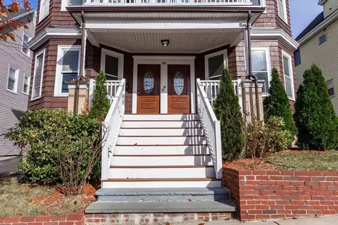 40 Gledhill Ave, Everett, MA 02149 photo 4