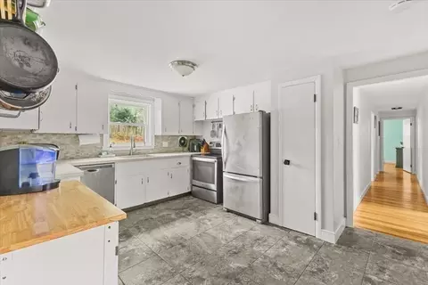 100 Whiting St, Hingham, MA 02043 photo 9