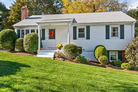 3 Ralph Rd, Peabody, MA 01960