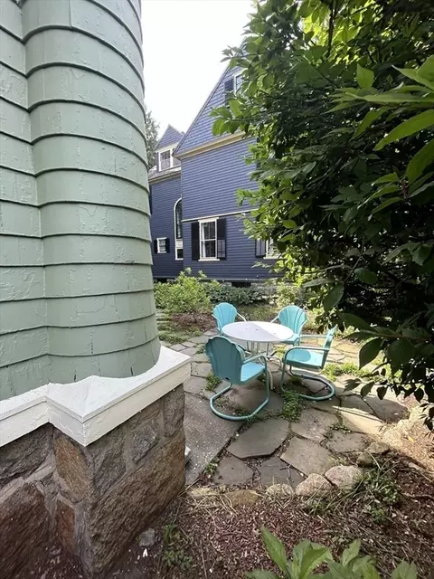 Exterior - 61 William St, Worcester, MA 01609 photo 3 of 7