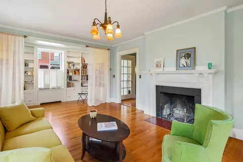 Living - 61 William St, Worcester, MA 01609 photo 1 of 2
