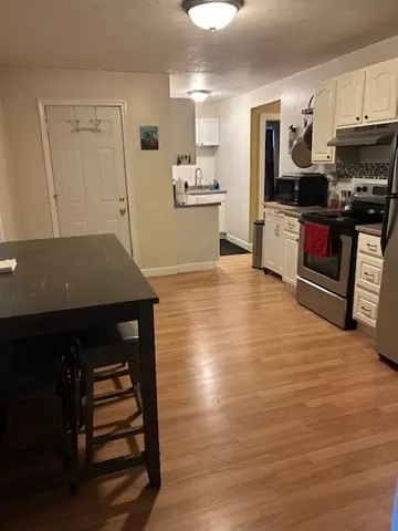 31 Goddard St, Webster, MA 01570 photo 5