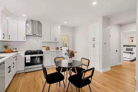 7 Davis St, Saugus, MA 01906 photo 13