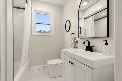 7 Davis St, Saugus, MA 01906 photo 21