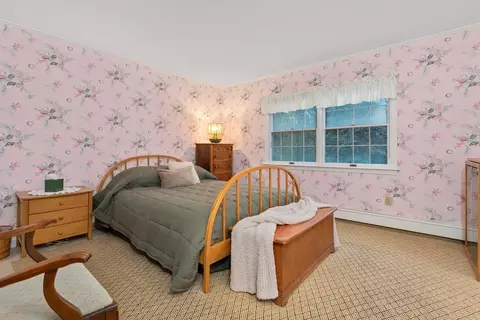 26 Coggeshall Rd, Gloucester, MA 01930 photo 17