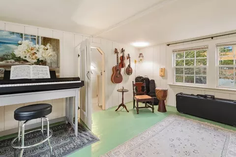 26 Coggeshall Rd, Gloucester, MA 01930 photo 19