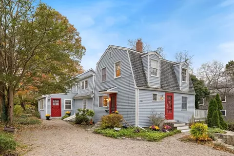 26 Coggeshall Rd, Gloucester, MA 01930 photo 2