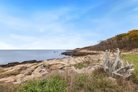 26 Coggeshall Rd, Gloucester, MA 01930 photo 37