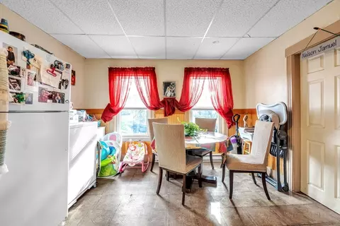 110 Chase Ave, Webster, MA 01570 photo 22
