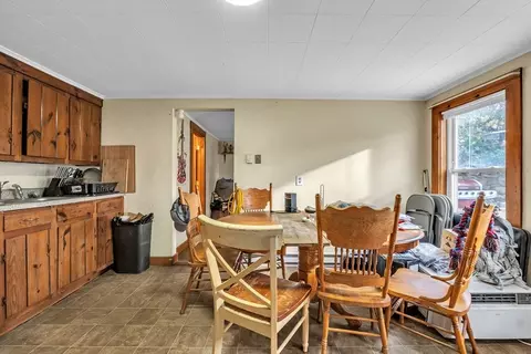 110 Chase Ave, Webster, MA 01570 photo 28