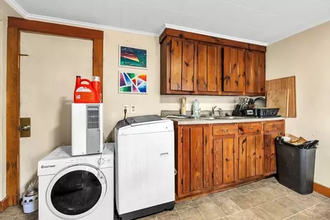 110 Chase Ave, Webster, MA 01570 photo 29