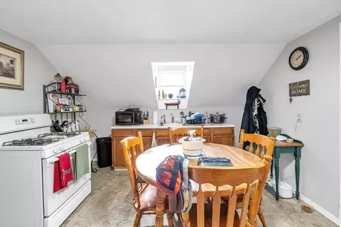 110 Chase Ave, Webster, MA 01570 photo 3