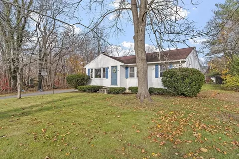 12 Paula Beth St, Littleton, MA 01460
