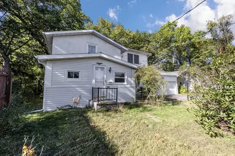 111 Thaddeus St, Chicopee, MA 01020 photo 4