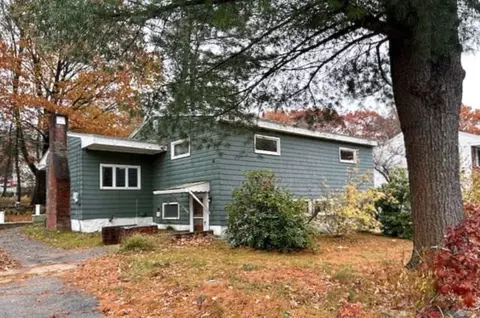 8 14 Sherbrooke Ter, Saugus, MA 01906