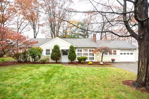 7 Sheffield Rd, Natick, MA 01760