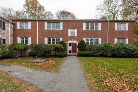 108 Lake Shore Rd #4, Brighton, MA 02135