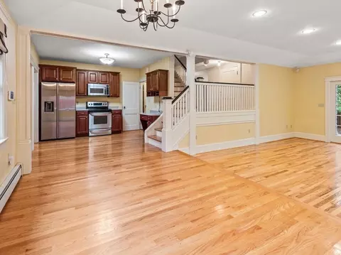 57 Berwick St, Worcester, MA 01602 photo 15