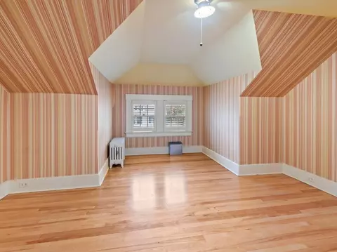 57 Berwick St, Worcester, MA 01602 photo 35