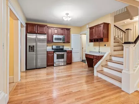 57 Berwick St, Worcester, MA 01602 photo 10