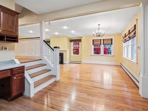57 Berwick St, Worcester, MA 01602 photo 11