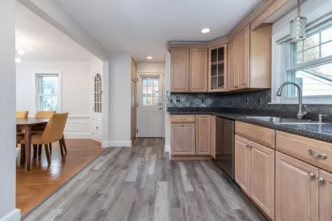 92 Plummer Ave, Winthrop, MA 02152 photo 12