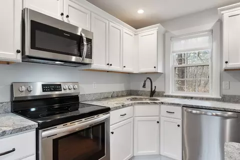166 Parker St #4, Maynard, MA 01754 photo 10